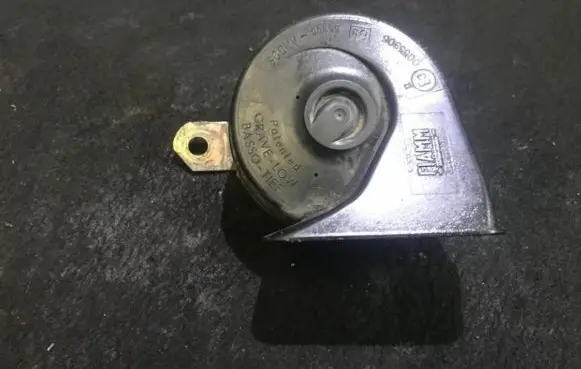 Audi A3 S3 8L Horn signal
