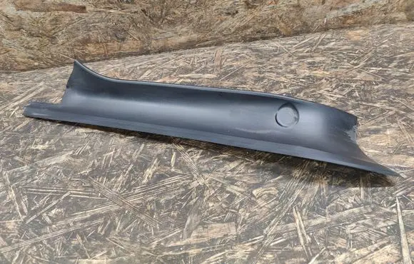 Acura ZDX (D)pillar trim (top) 74360SZNA0
