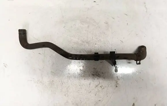 Engine coolant pipe/hose