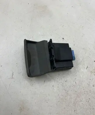 Renault Scenic II - Grand scenic II Hand brake release handle 8200610146