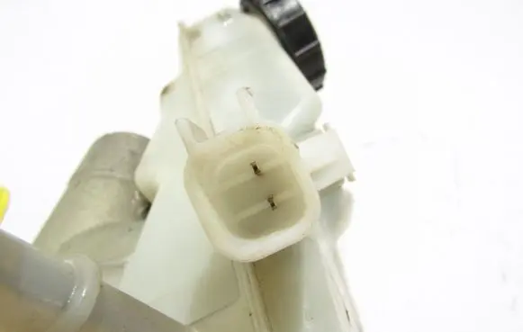Ford Focus Master brake cylinder
