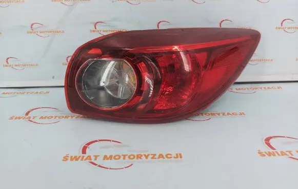 Mazda 3 III Rear/tail lights B45C51150