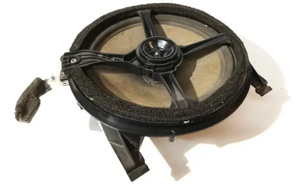 Volvo S60 Parcel shelf speaker 8633574