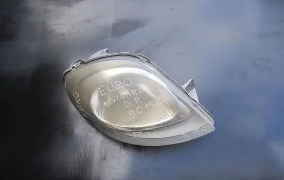 Opel Vivaro Headlight/headlamp 7700311372 89308700 91165720