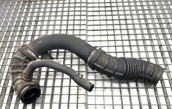 Opel Antara Air intake hose/pipe 96628984