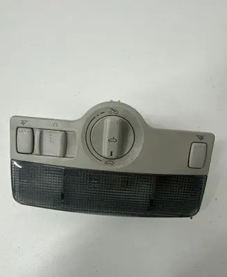 Volkswagen Golf IV Front seat light 1J0947105