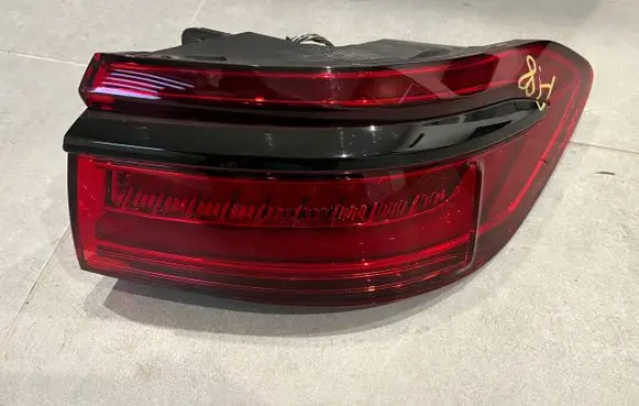 Audi A8 S8 D5 Rear/tail lights 4n0945092D