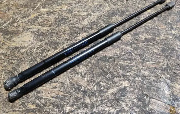 KIA Venga Tailgate strut 817701P000 817801P000