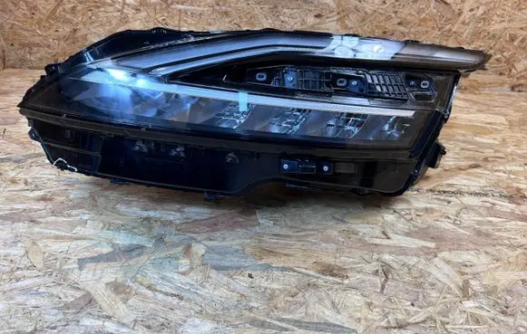 Nissan Qashqai J12 Headlight/headlamp