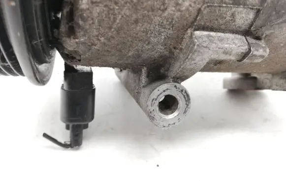 Ford Transit Air conditioning (A/C) compressor (pump)