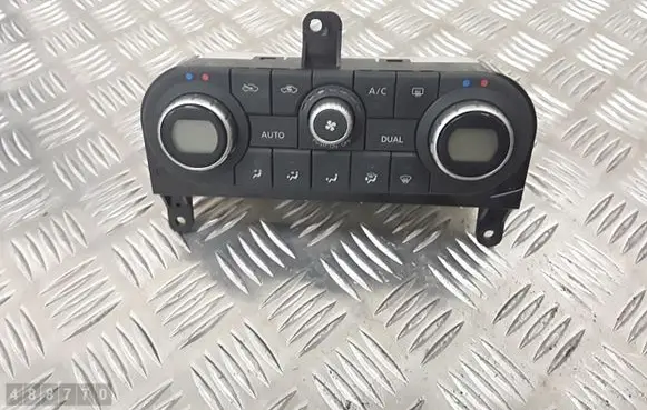 Nissan Qashqai Climate control unit 27500jd45b a02000a7707000