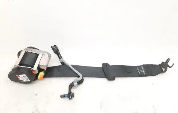 Volvo XC90 Third row seat belt 31484582