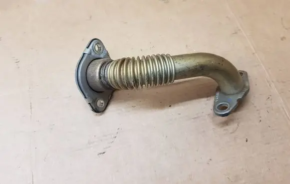 Volkswagen Eos EGR valve line/pipe/hose 03C131521S