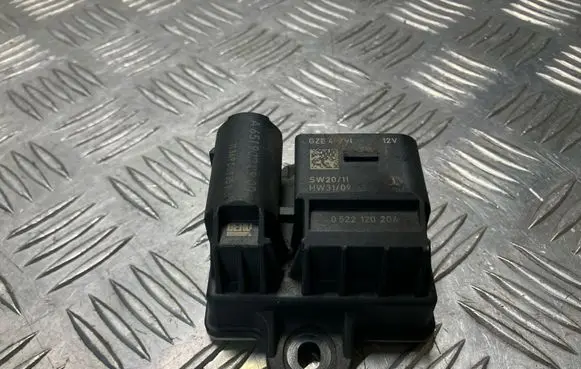 Mercedes-Benz C W204 Glow plug pre-heat relay A6519000900
