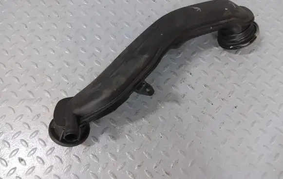 Skoda Kamiq Air intake duct part 05E145673AE