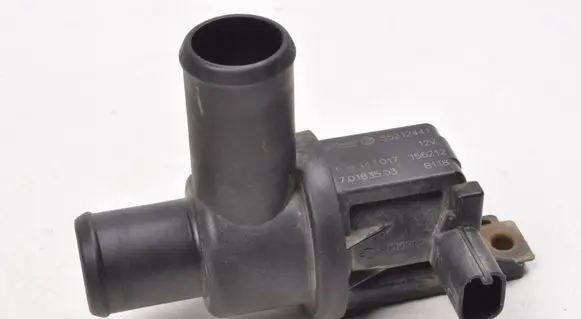 Fiat 500 Valve vacuum 55212441