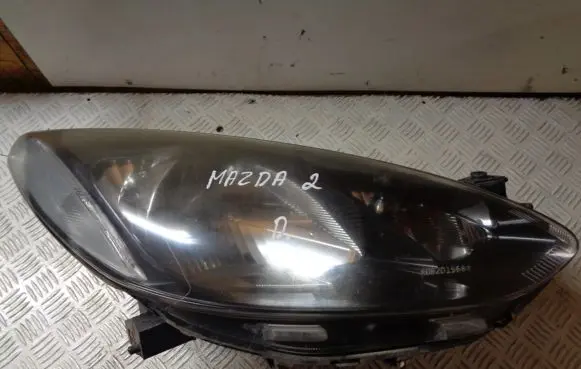 Mazda 2 Headlight/headlamp D65151030