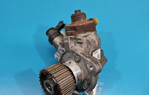 Opel Insignia A Fuel injection high pressure pump 0445010759 IMPRK1575918