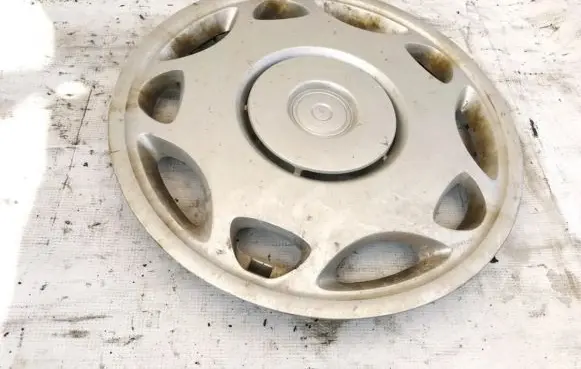 BMW 3 E36 R15 wheel hub/cap/trim 36131180104 3613-1180104