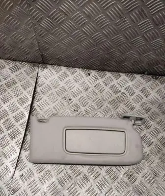 Volvo V50 Sun visor