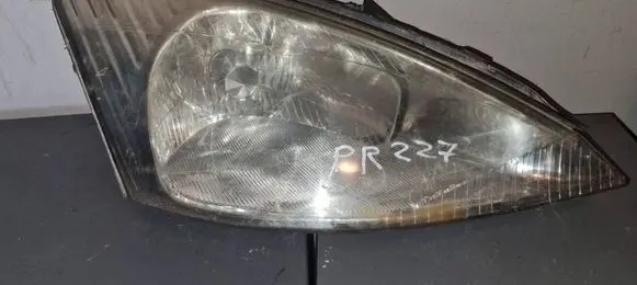 Ford Focus Headlight/headlamp 205675B