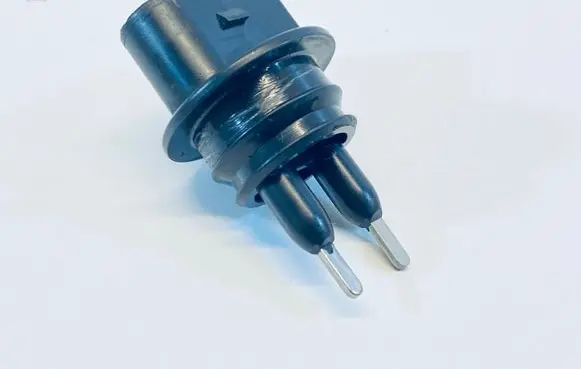 Volkswagen PASSAT B6 Windshield washer fluid level sensor 7M0919376