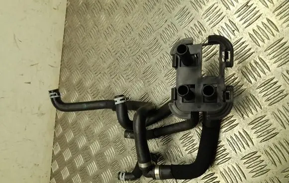 Audi Q5 SQ5 Engine coolant pipe/hose 8MA122601A