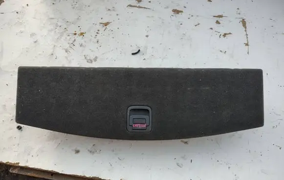 Chevrolet Captiva Glove box in trunk 
