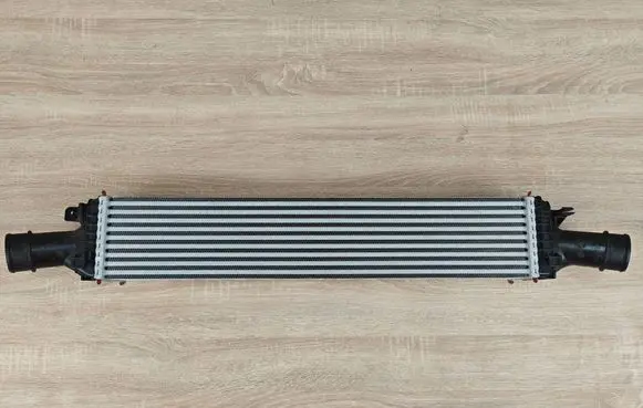 Audi A7 S7 4G Intercooler radiator 8K0145805E