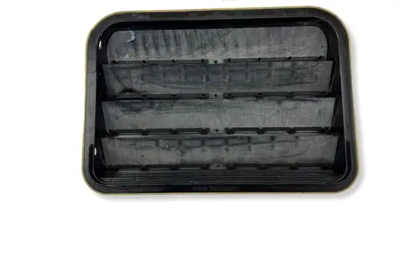 Volkswagen Touareg II Quarter panel pressure vent 7PP819181A