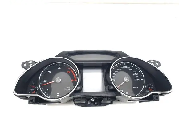 Audi A5 Speedometer (instrument cluster) 8T0920933A