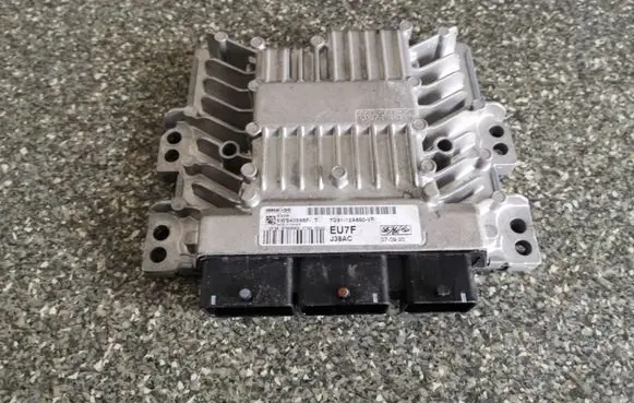 Ford Mondeo MK IV Engine control unit/module 7G9112A650VF 5WS40596FT