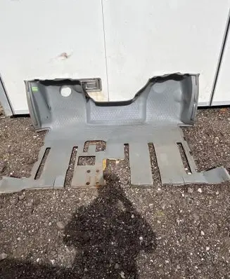 Iveco Daily 3rd gen Front floor carpet liner 