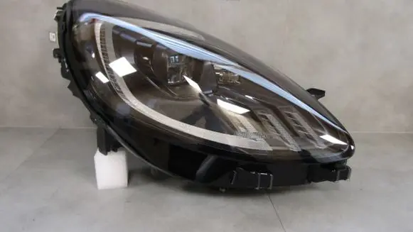 Ford Puma Headlight/headlamp R1TB-13E016-AD 148R001AA R1FB13E016AD