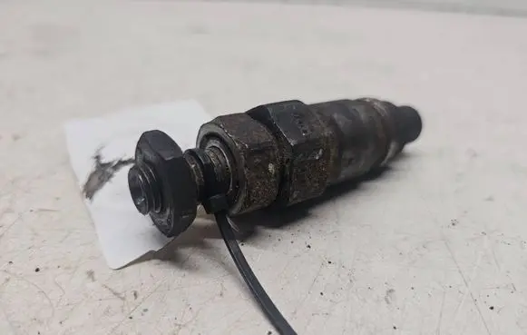 Nissan Patrol 260 Fuel injector 710721