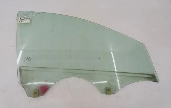Hyundai i20 (PB PBT) Front door window glass four-door