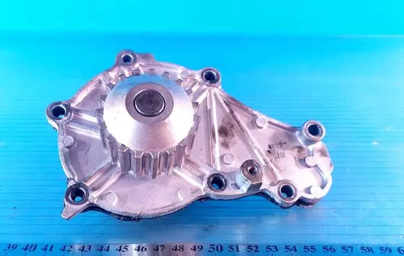 Ford Fiesta Water pump 538003710 S121 Y075