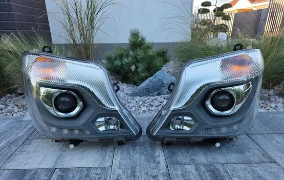 Mercedes-Benz Sprinter W906 Headlights/headlamps set 9068203161 9068203261 9068206200
