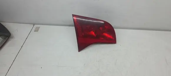 Audi A4 S4 B7 8E 8H Tailgate rear/tail lights 8E9945093