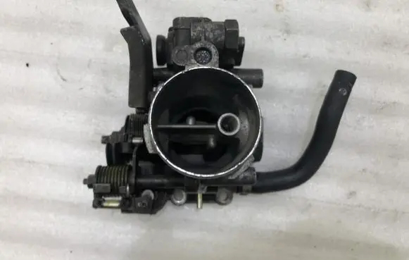 Nissan Almera Throttle valve RHN50-1