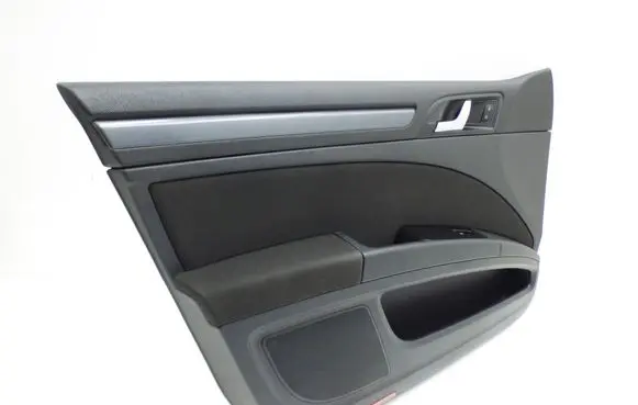 Skoda Superb B6 (3T) Front door card panel trim