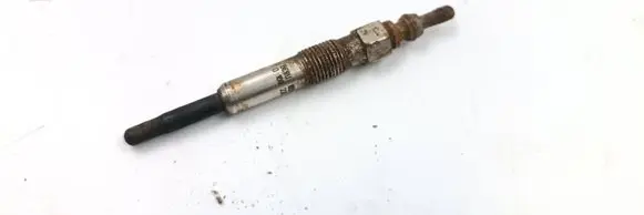 Volkswagen PASSAT B5 Glow plug 0100226227