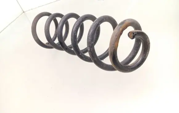 Dacia Sandero II Rear coil spring 