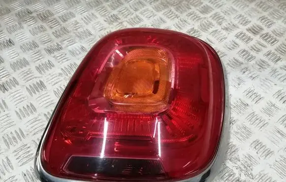 Fiat 500X Rear/tail lights 51937413 03610600