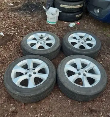 Nissan Qashqai R17 alloy rim SP39BA61A