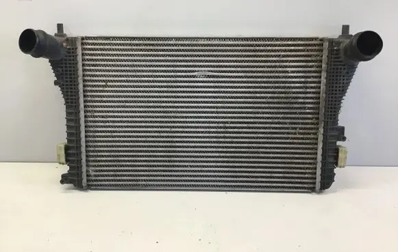 Seat Alhambra (Mk2) Intercooler radiator 3C0145805AM