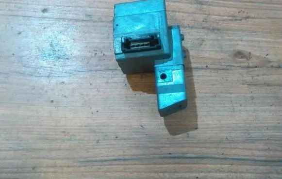 Steering wheel lock