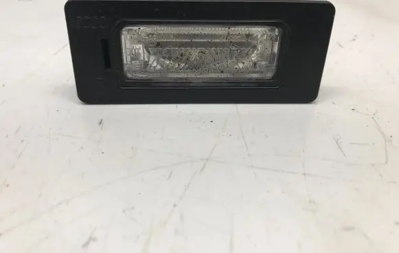 Audi A5 8T 8F Number plate light 8T0943021