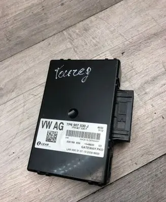 Volkswagen Touareg II Gateway control module 7P6907530J 7P6907530F 535189859