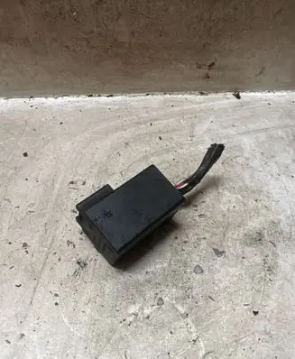 Opel Zafira B Coolant fan relay 13119468